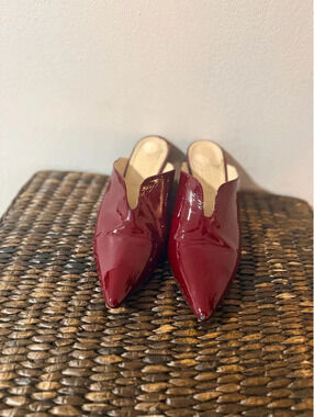 Napoleoni Ruby Red Patent Leather Pointed Toe Mules